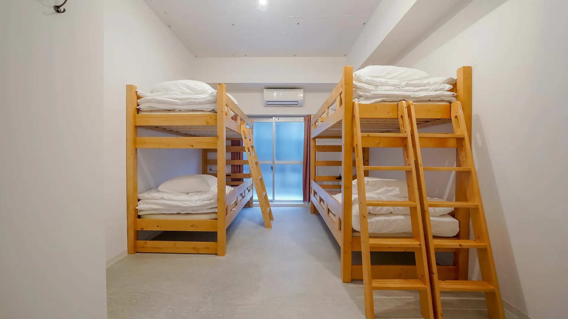 Hostel Cocone Kyoto Station 0*,  Japan